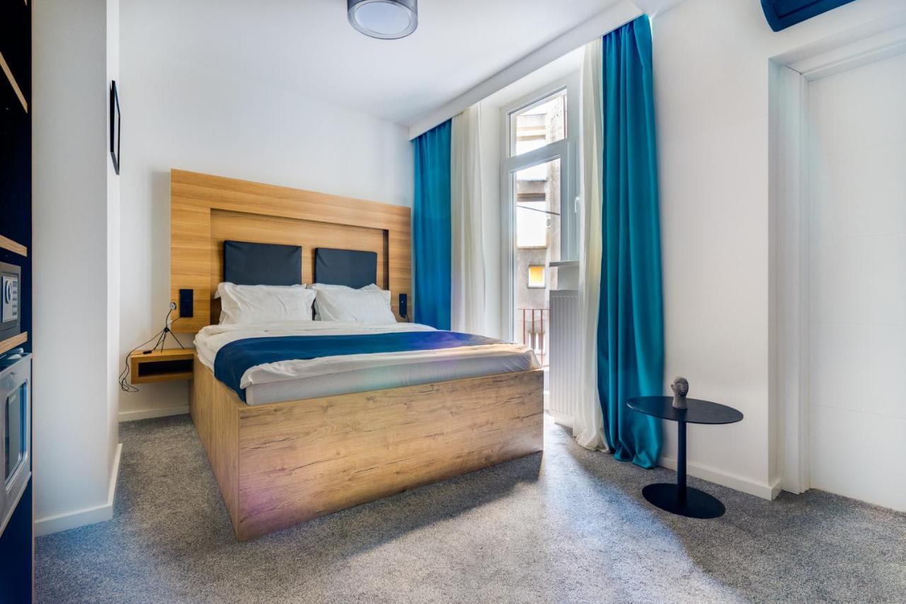 Bed & Breakfast Sky City Center 萨格勒布 外观 照片